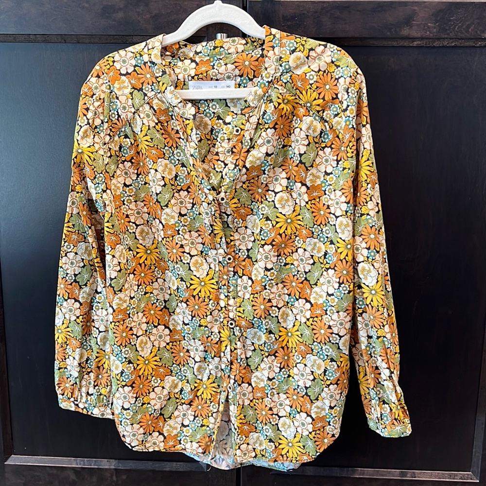 Zara size 10 blouse. Worn once for pictures.